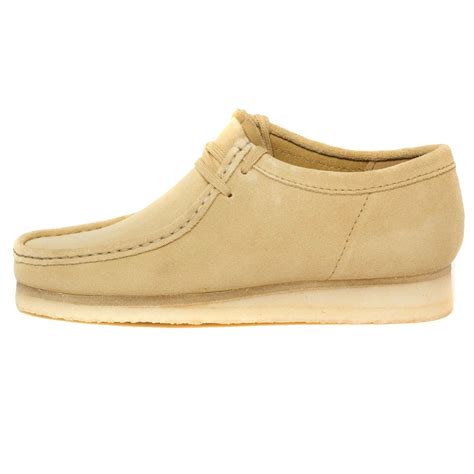 where to buy clarks wallabees